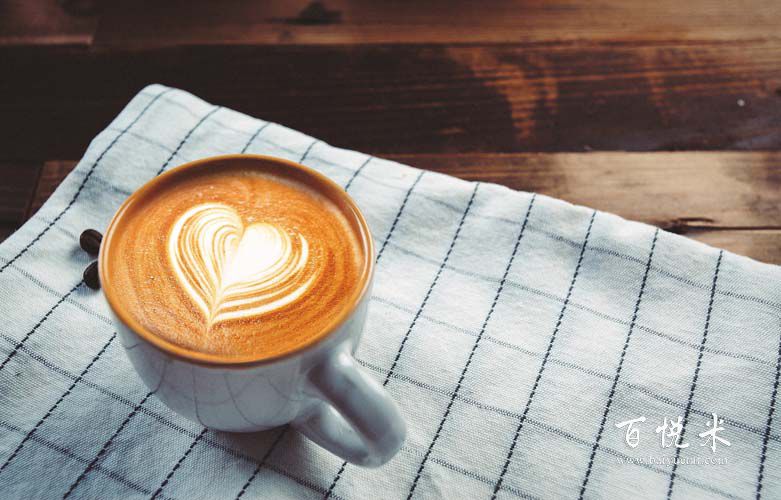拉花咖啡最简单的方法是怎么样的?